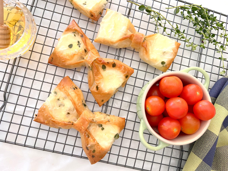 עניבות פילו גבינה ותימין