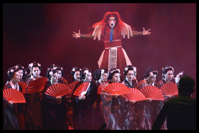 אופרה בפארק מאדאם באטרפליי 