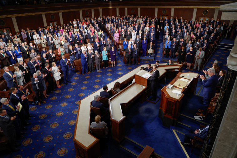 נאום הרצוג בקונגרס האמריקאי (צילום: REUTERS/Kevin Lamarque)