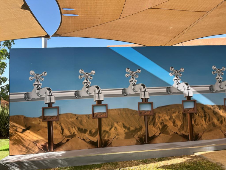 בדרך לאילת עוצרים בפונדק יטבתה