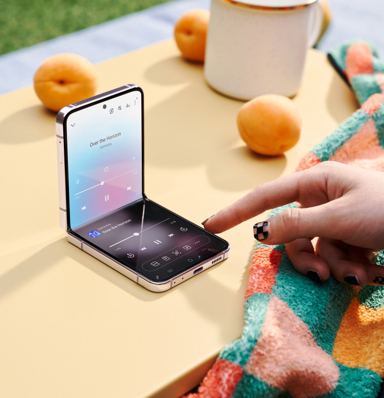 גלקסי פליפ 5