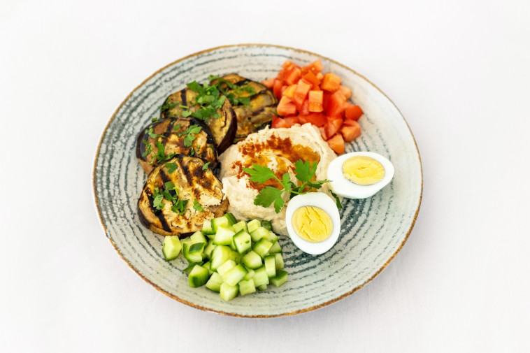 מנה במסעדת ''טחיני''