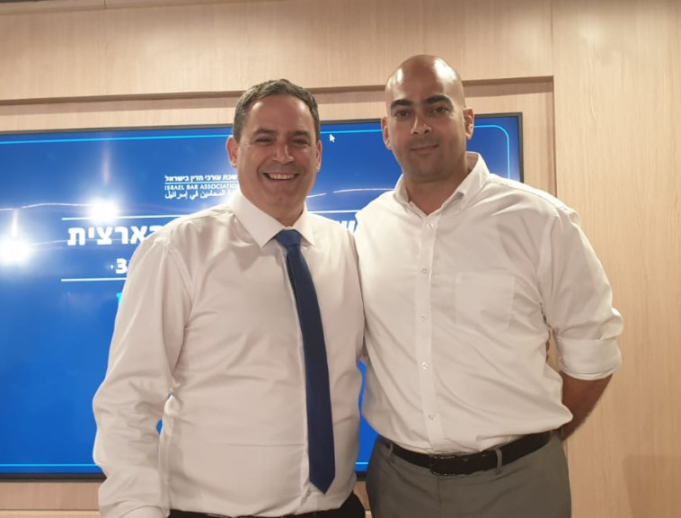 עו''ד מוחמד נעאמנה עם עמית בכר