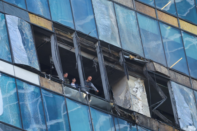 בניין משרדים במוסקבה נפגע מכטב''ם (צילום:  REUTERS/Evgenia Novozhenina)