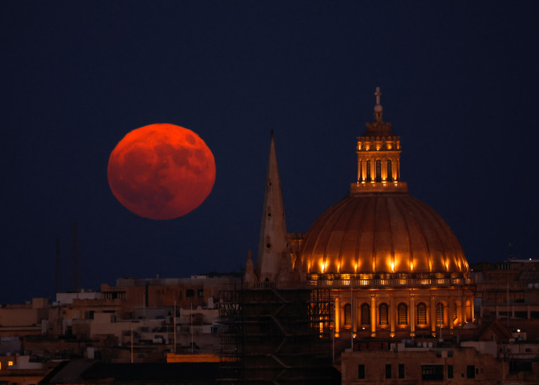 סופרמון בולטה