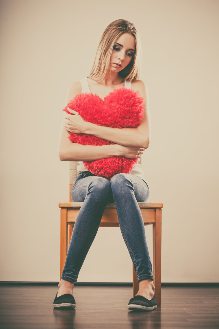 פחד משברון לב עלול לחבל במציאת קשר זוגי אמיתי