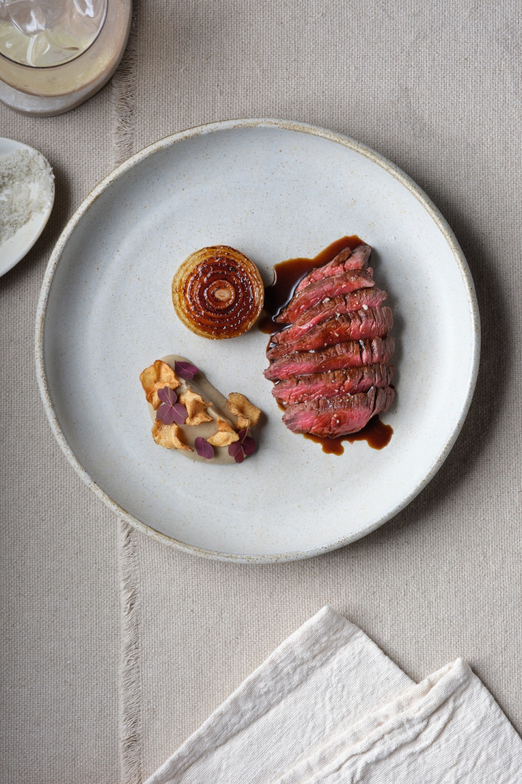 נתח קצבים, מסעדת ווסט סייד