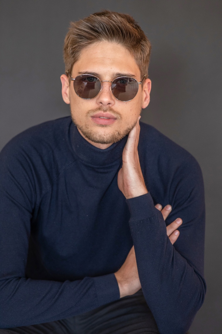 פנים עגולות