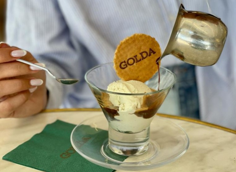 לא רק וניל. אפשר גם עם טעמים אחרים של גלידה