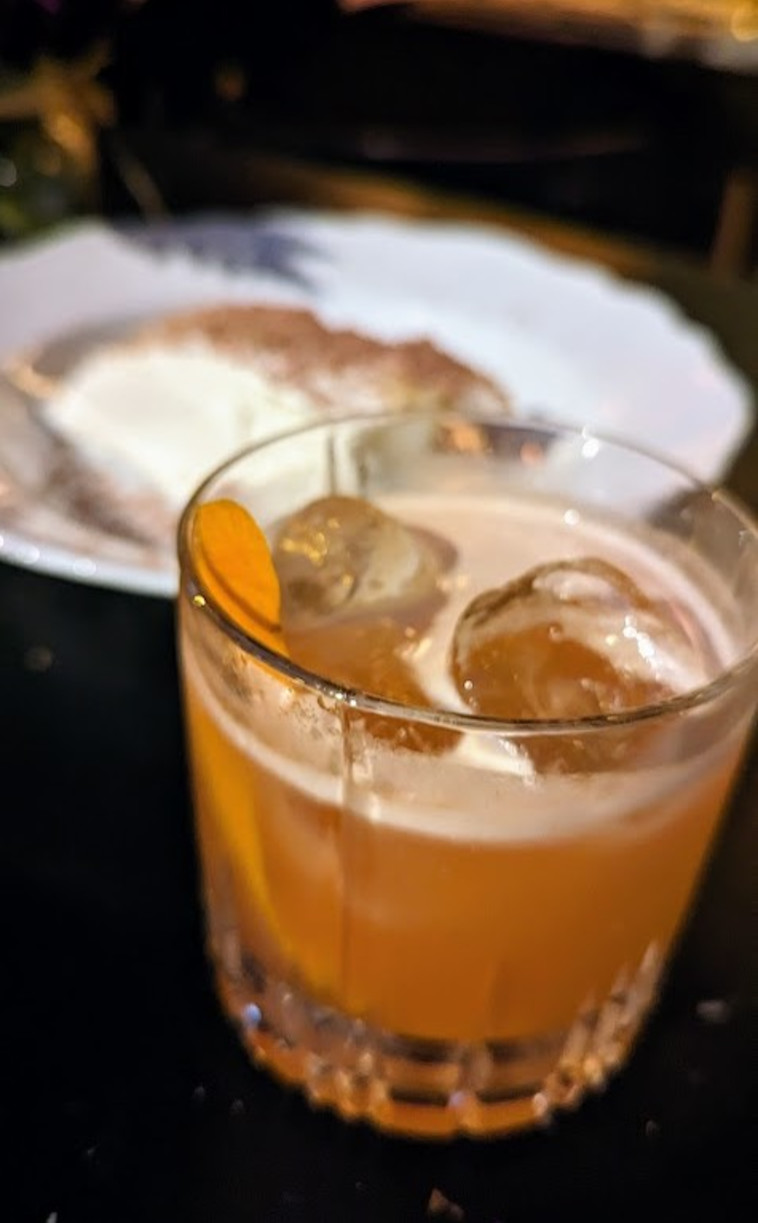 הביטר מחזיר את הזוהר לחיי הלילה