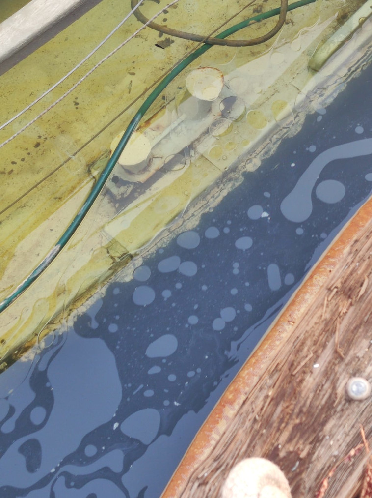 דליפת סולר מיאכטה במרינה באילת