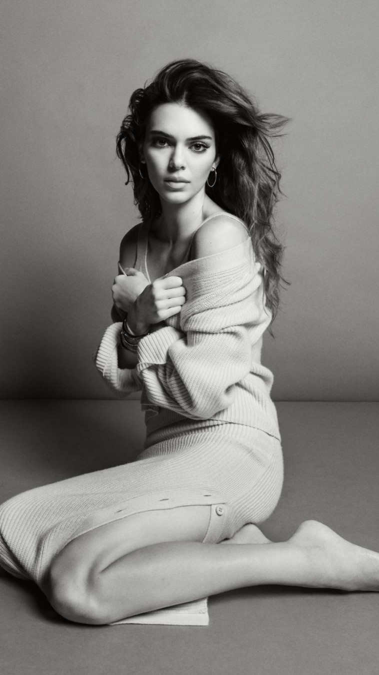 קנדל ג׳נר לקלווין קליין