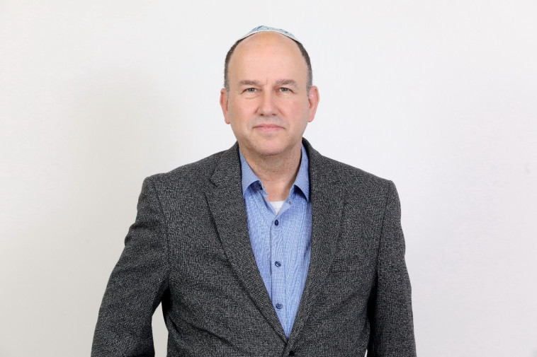 ד''ר עו''ד אסף פוזנר