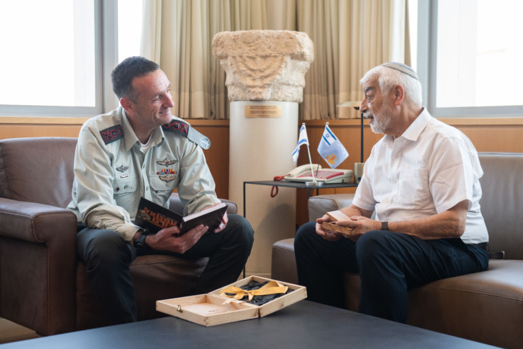 אילן מורנו נפגש עם הרמטכ''ל הרצי הלוי