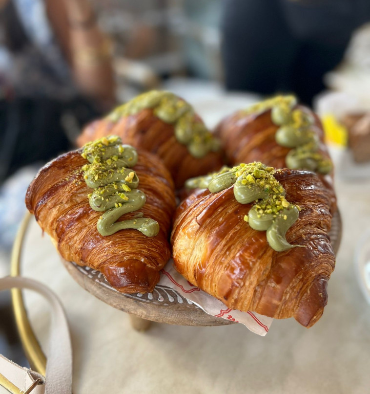 קרואסון הפיסטוק של פנינה פאי