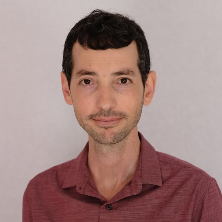 עופר דגן, מנכ''ל שותף בעמותת סיכוי-אופוק