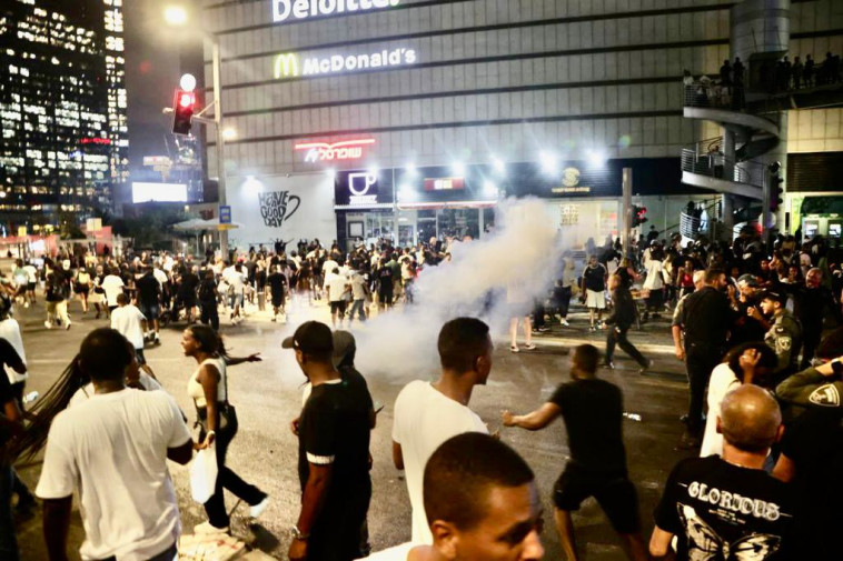 הפגנת ''צדק לרפאל'' בתל אביב