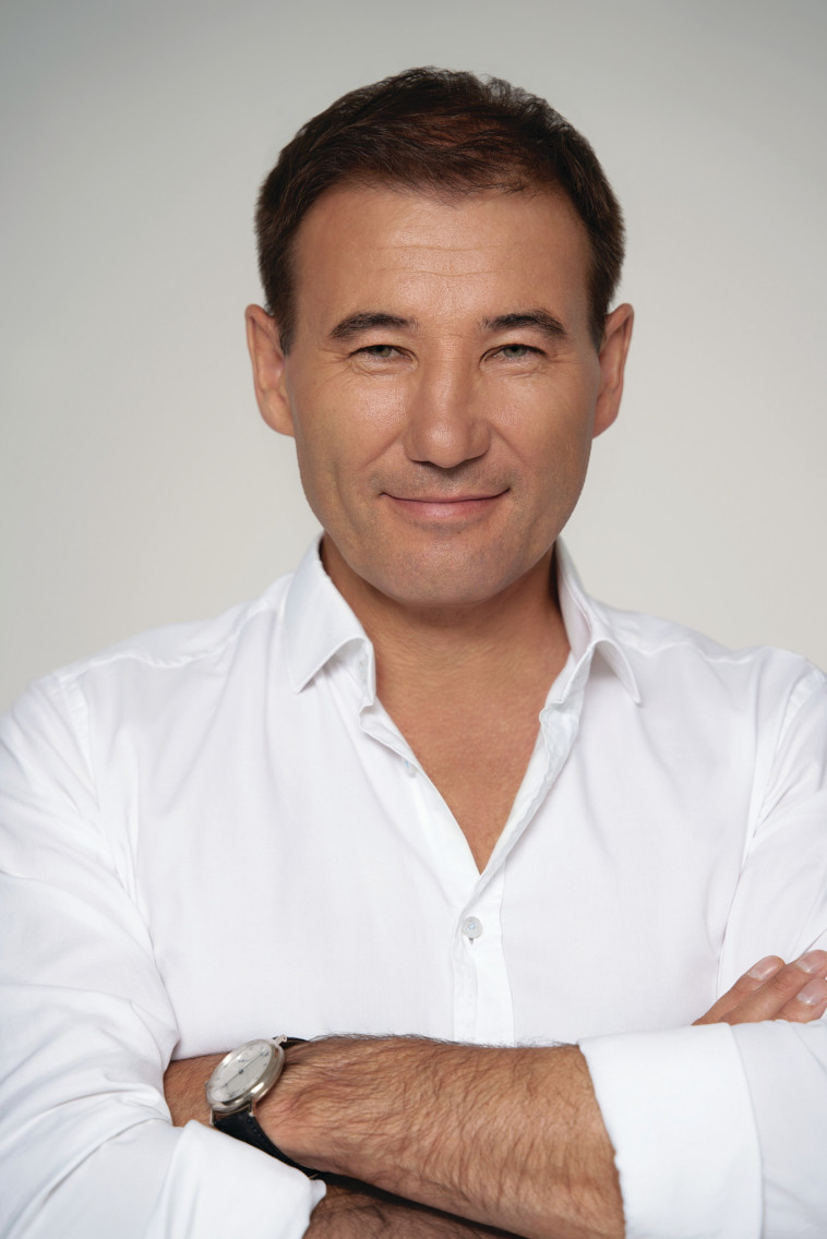 איריק אליארוב שותף בינלאומי