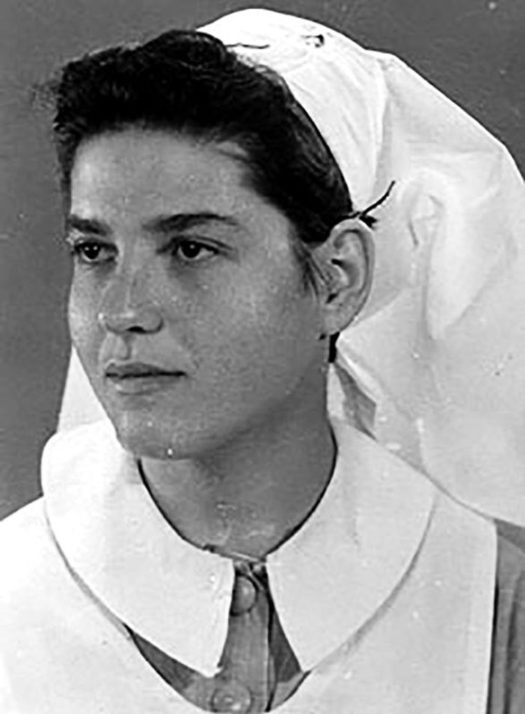 מרים מונדרר