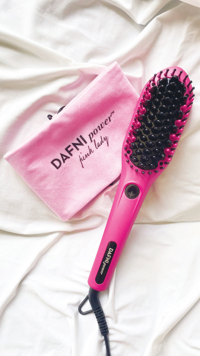 דפני פאוור פינק ליידי