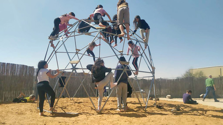 בוסתן במדבר