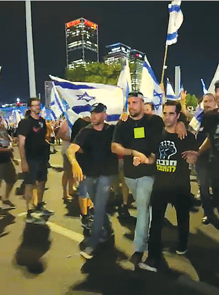 אביב גפן נעצר בקפלן