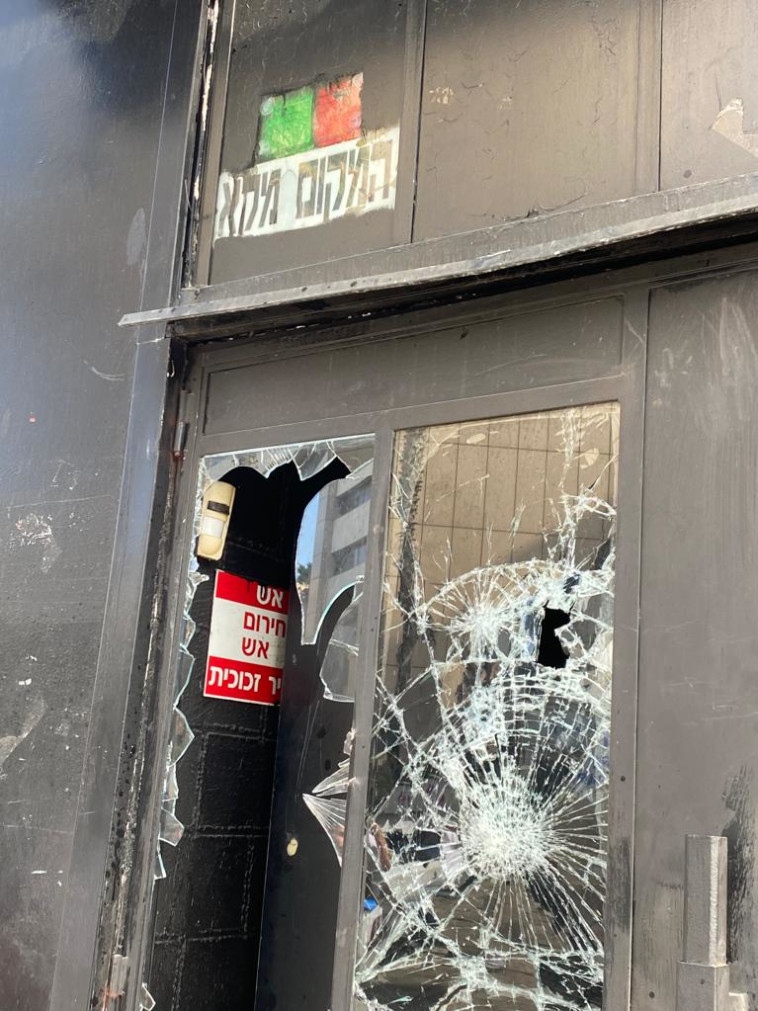 נזקי ההתפרעויות בתל אביב בהפגנת מבקשי המקלט מאריתראה