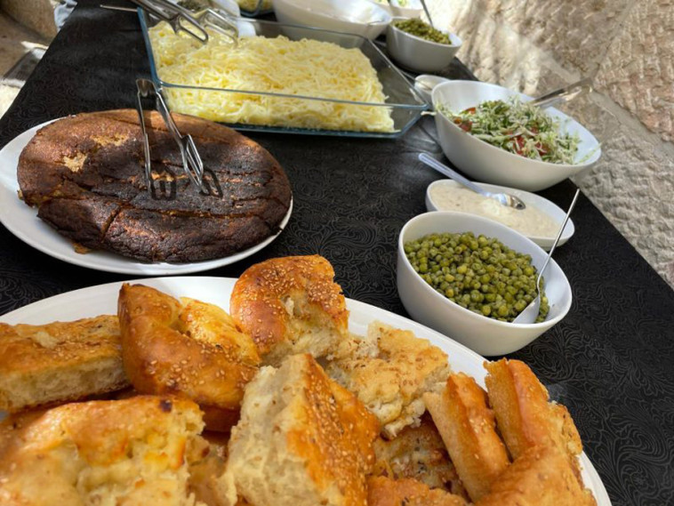 טעמי המקרא מטעמי העדה הקראית