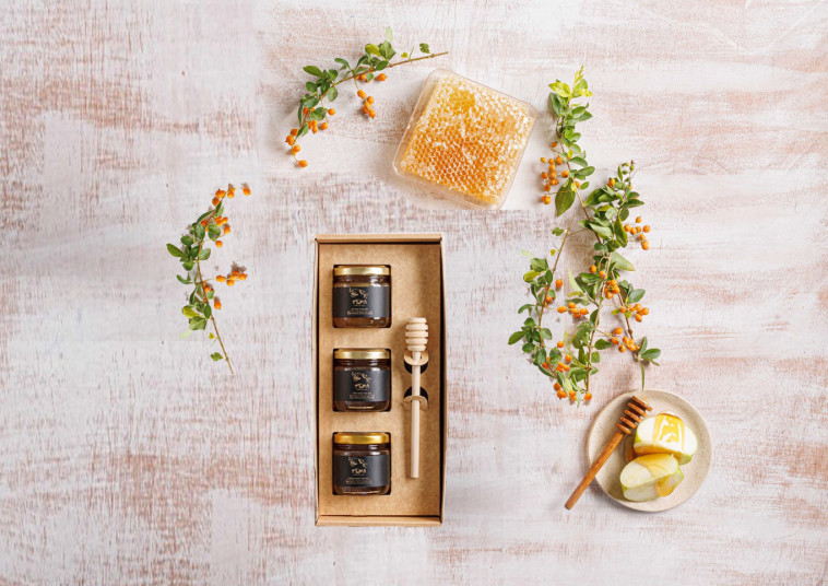 עוד מארז מושלם מבית פתורה הינו מארז הכולל 3 סוגי דבש שונים