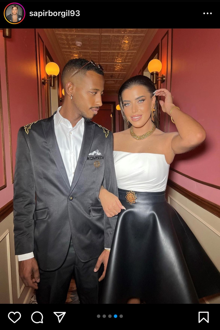 ספיר בורגיל בלוק של דרור קונטנטו