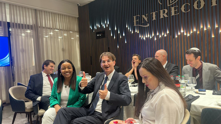 חברי הקואליציה בערב הגיבוש בירושלים 