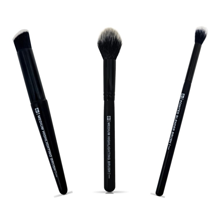 רשת ''ביוטיקייר'' משיקה שלישיית מברשות איפור שהן מאסט!