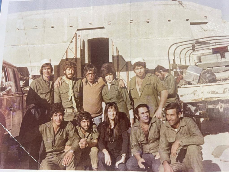 יוסי בנאי, אילי גורליצקי ומיכל טל עם חיילי צה''ל