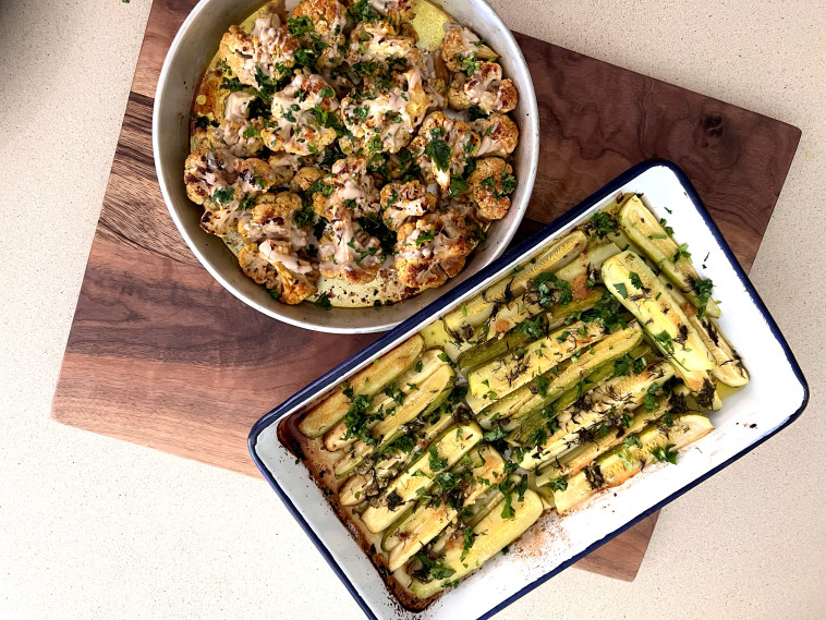 פרחי כרובית שזופים בגלימת טחינה