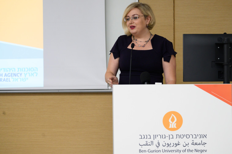 יזמה את התוכנית. פרופ' לואיזה משי