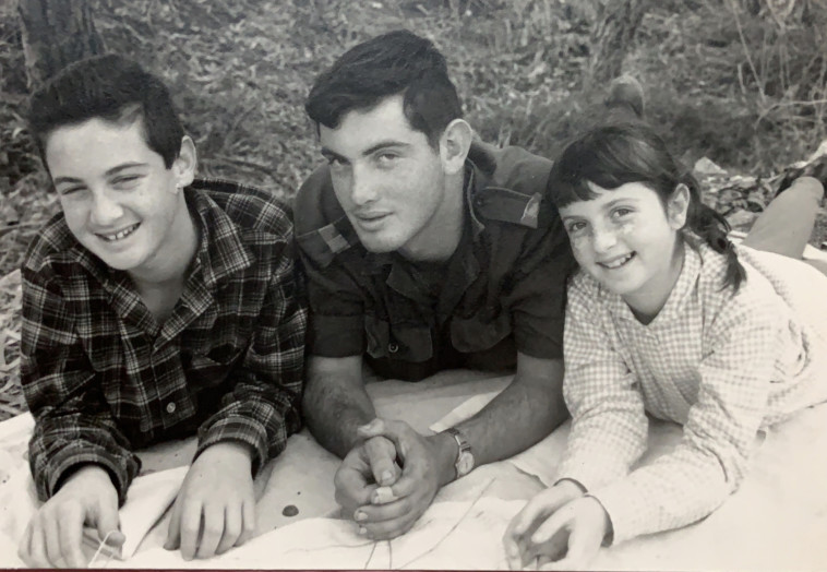 ענת, יאיר ופנחס מרנין