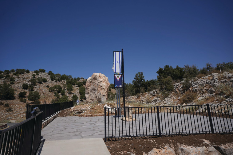 ישראל בעקבות לוחמים