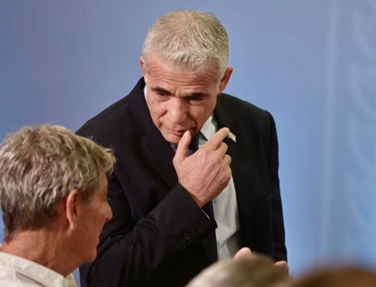 יאיר לפיד, רם בן ברק