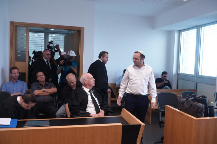 מגיע לדיון. ישראל זעירא