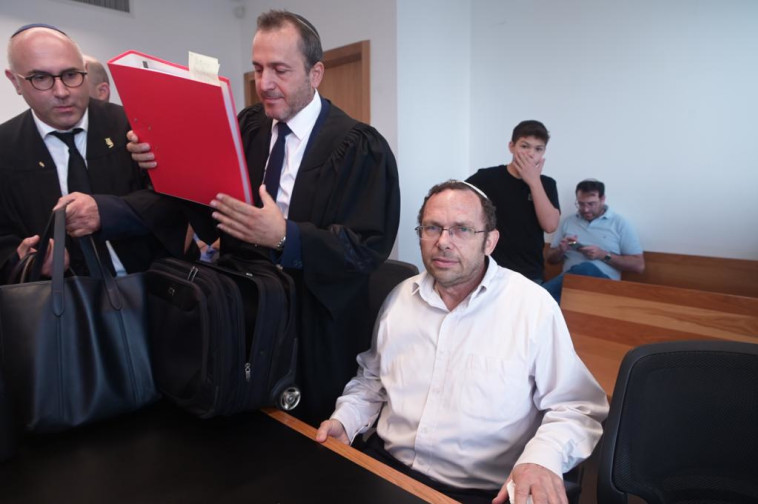 מגיע לדיון. ישראל זעירא