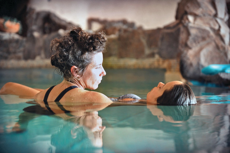 טיפול וואטסו רוח על המים