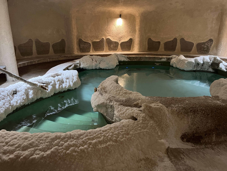 רוח על המים