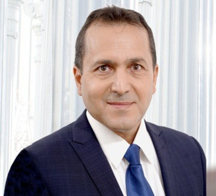 עו״ד אפרים דמרי