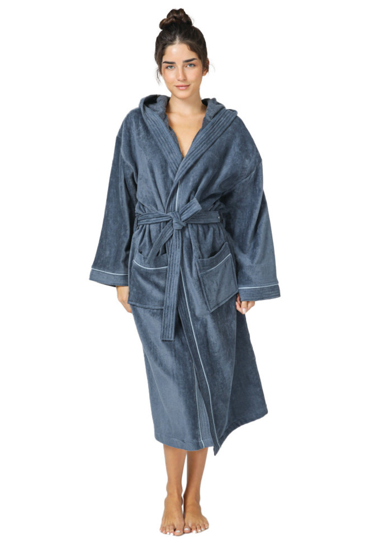 משביר - חלוק רחצה של מותג kenneth cole new york