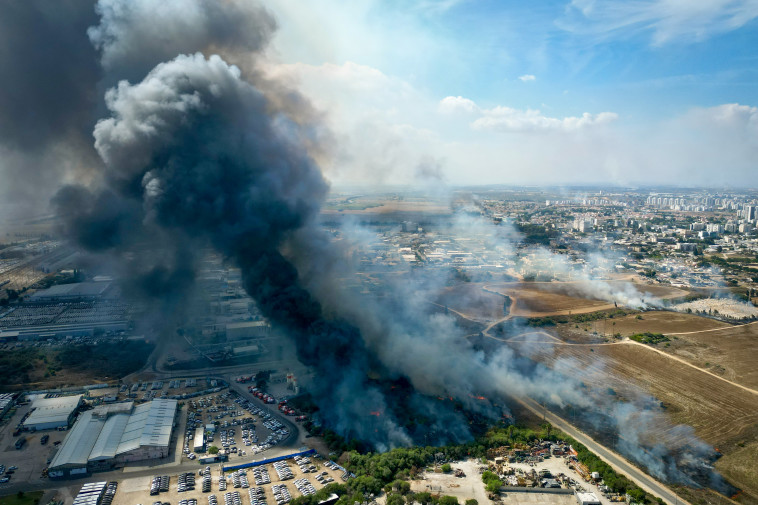 פגיעת רקטה באשקלון, מבצע ''חרבות ברזל'' (צילום:  אריק מרמור פלאש 90)