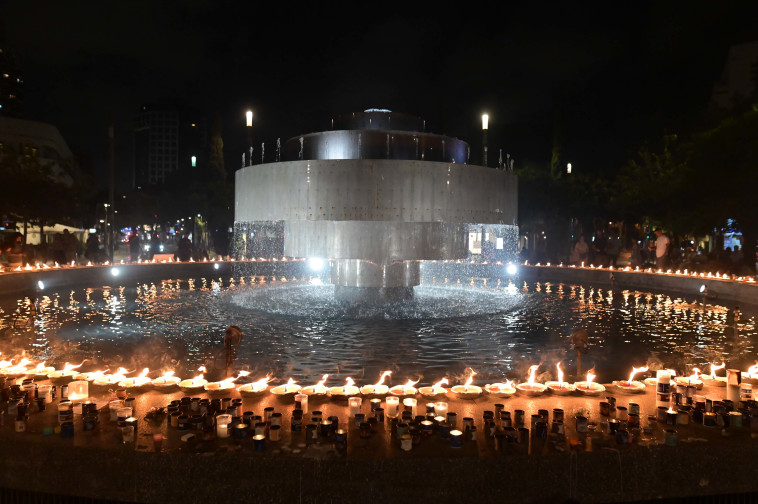 אנדרטת נרות בתל אביב