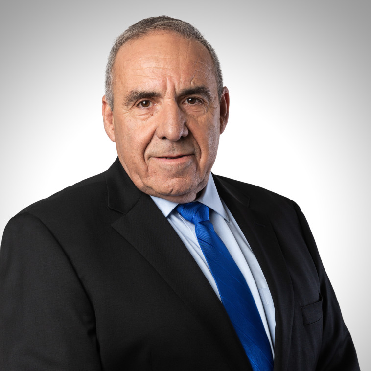 משה קפלינסקי יו''ר בזן