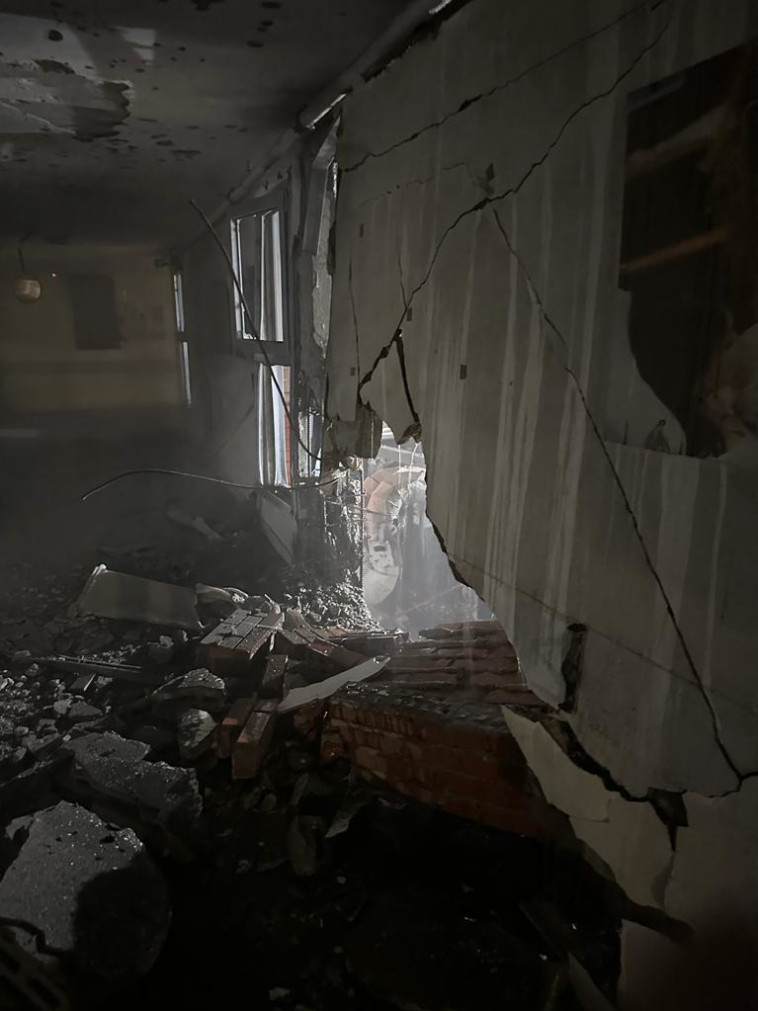 פגיעה ישירה בבית החולים ברזילי