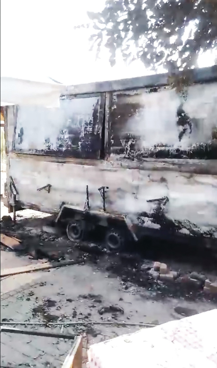 קפה בסיבוב של חגי הורוביץ