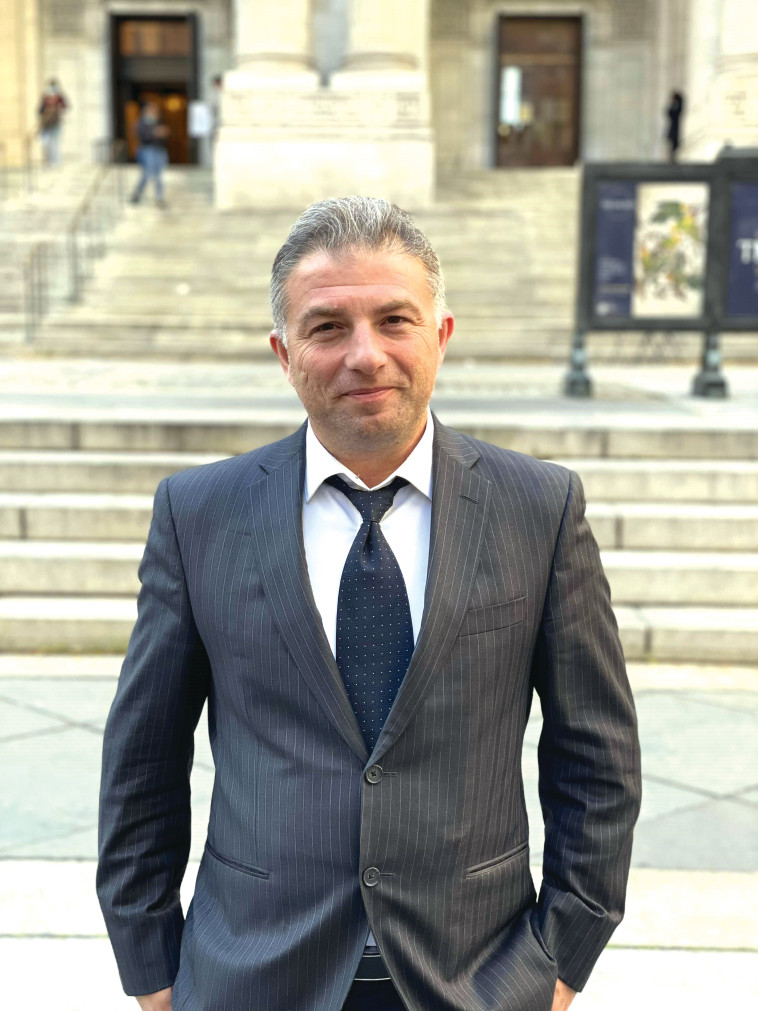 דני חחיאשוילי